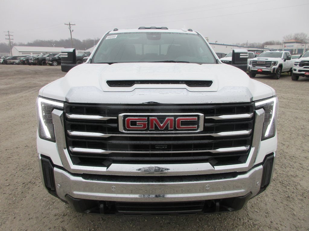 New 2026 GMC Sierra 2500 SLT w/ SLT Premium Package AWD/4WD image 11