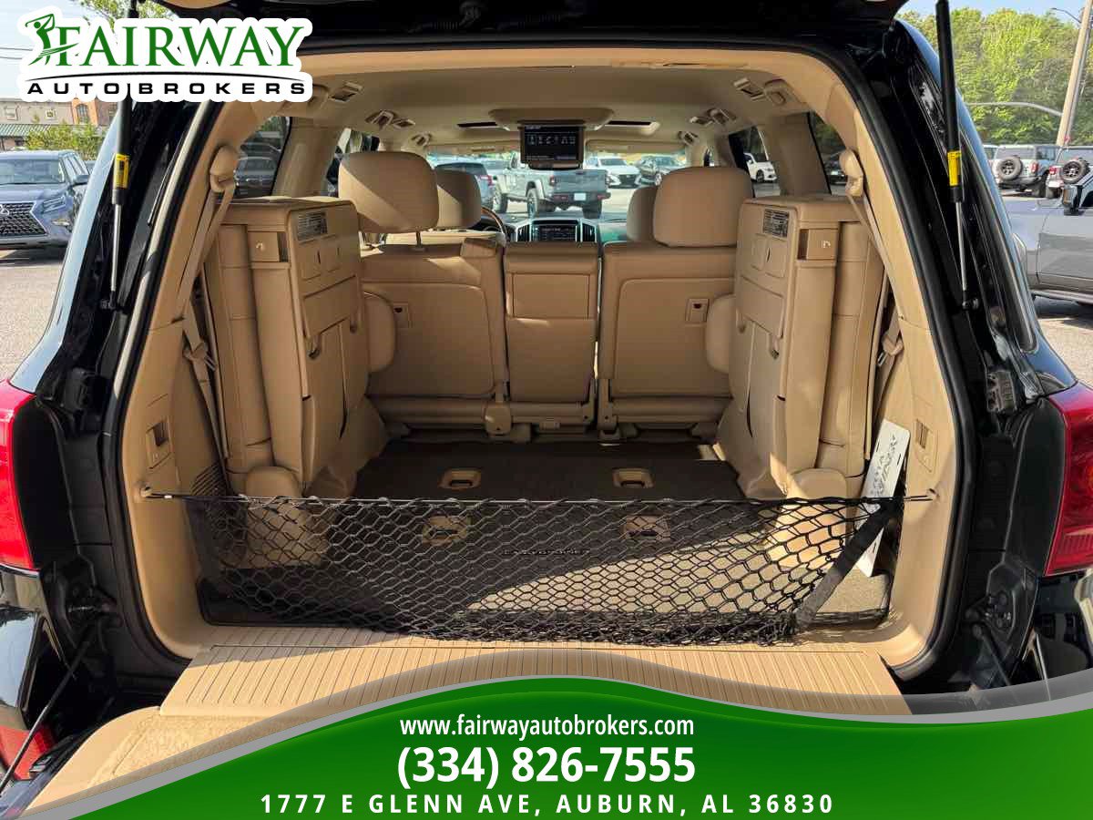 Used 2014 Toyota Land Cruiser AWD/4WD image 29