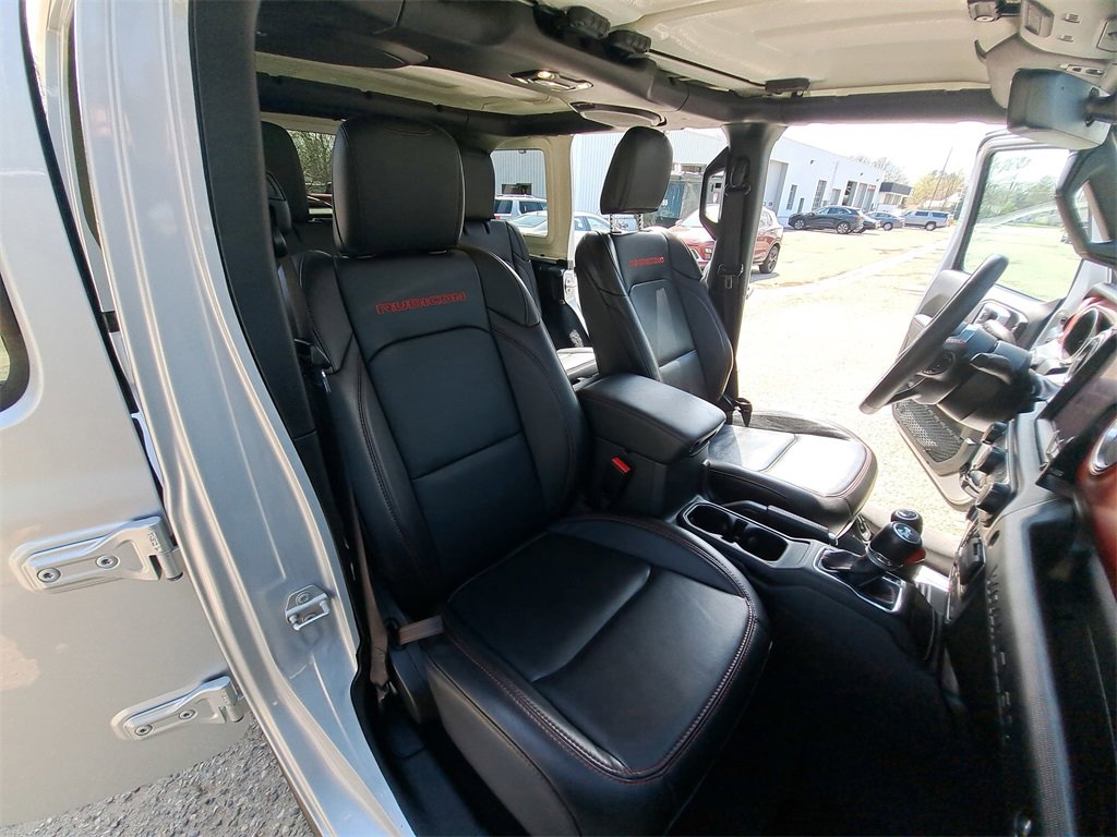 Used 2023 Jeep Wrangler Unlimited Rubicon w/ Cold Weather Group image 10