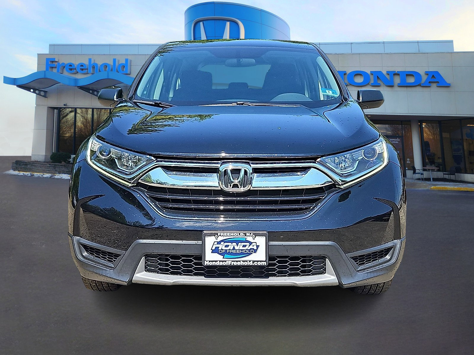 Used 2018 Honda CR-V LX image 2