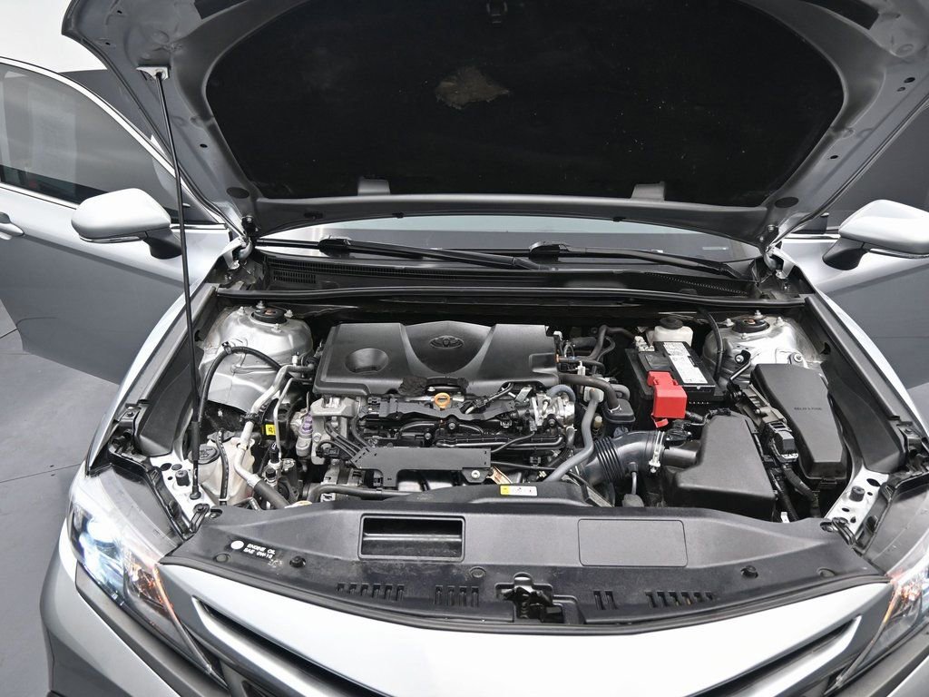 Used 2021 Toyota Camry SE image 33