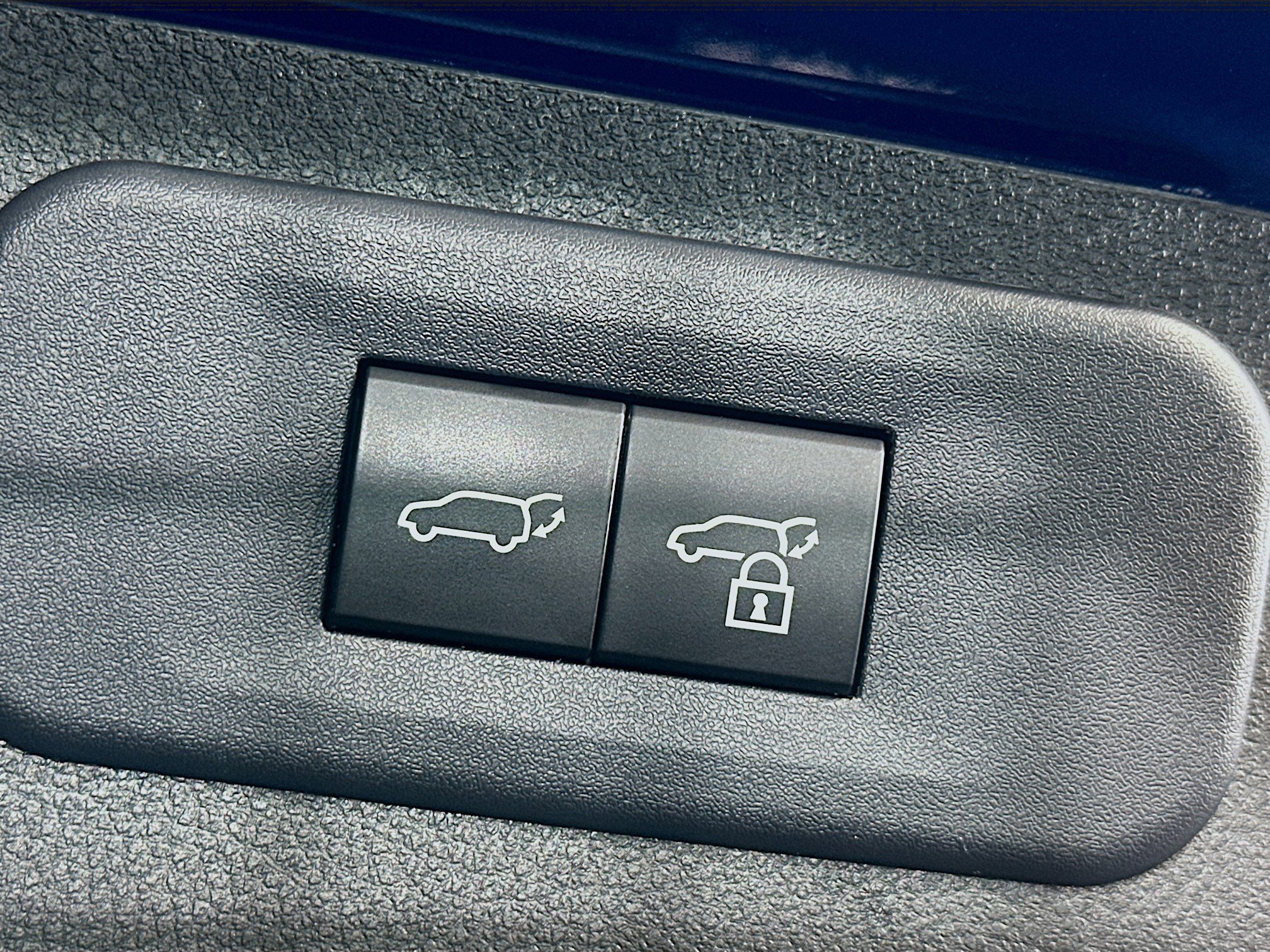 Used 2025 Lexus NX 250 FWD w/ Accessory Package (Z1) image 32