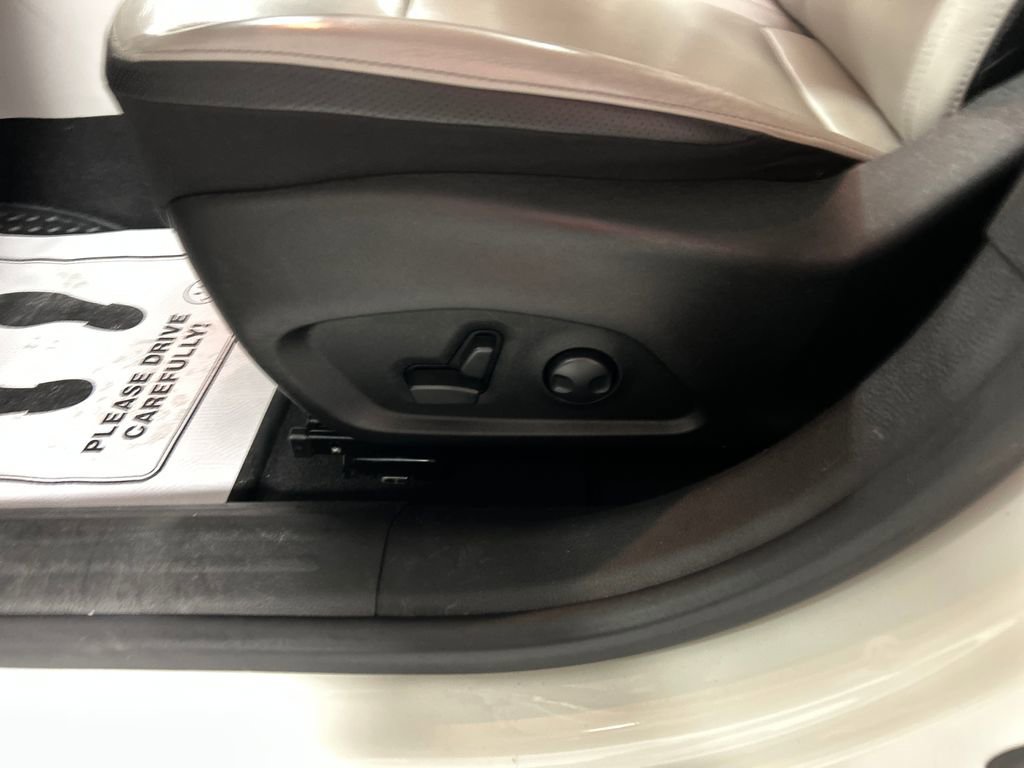 Used 2022 Jeep Renegade Limited AWD/4WD image 12