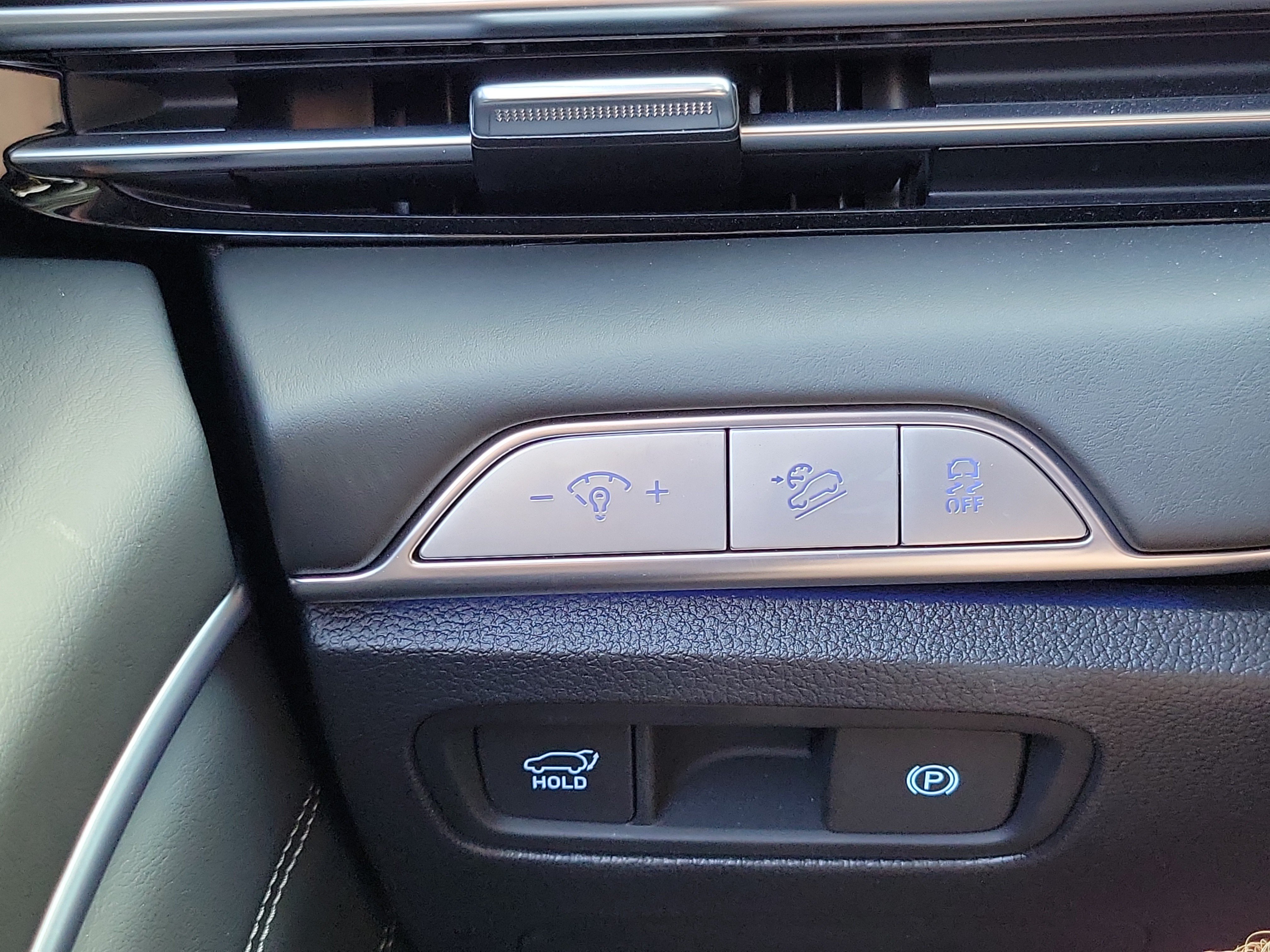 Certified 2026 Genesis GV80 2.5T AWD/4WD image 14