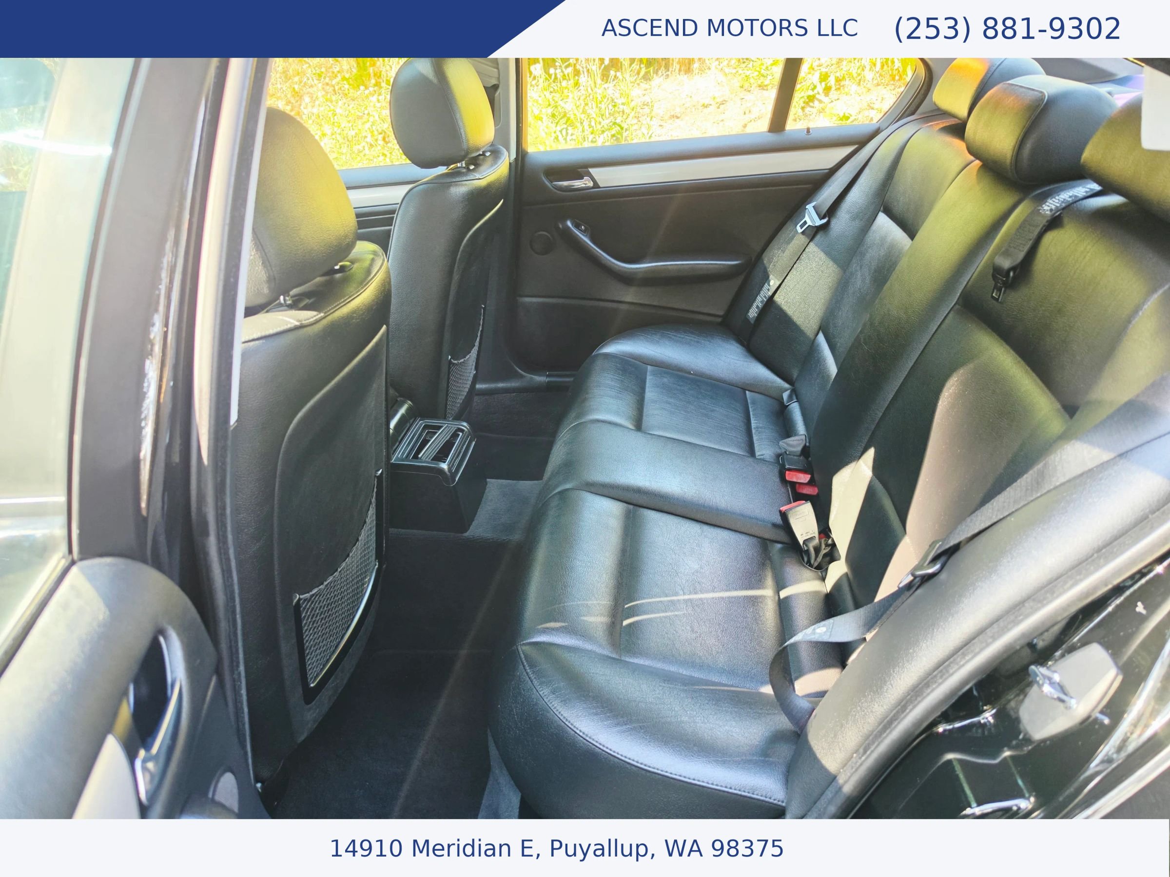 Used 2004 BMW 325i Sedan RWD image 10