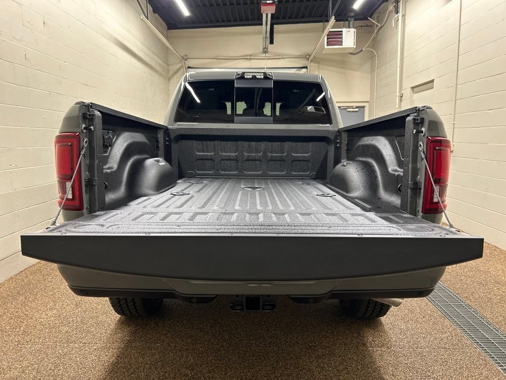 New 2026 RAM 2500 Limited AWD/4WD image 11