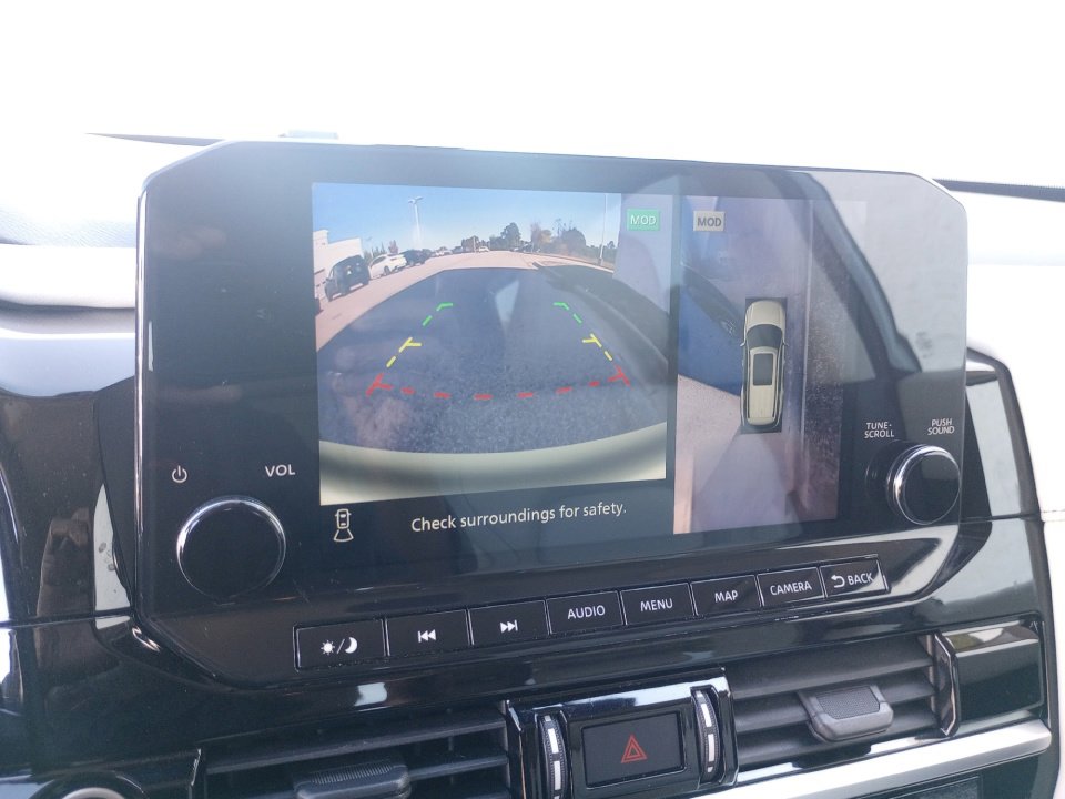 Used 2022 Nissan Pathfinder SL w/ Cargo Package image 22