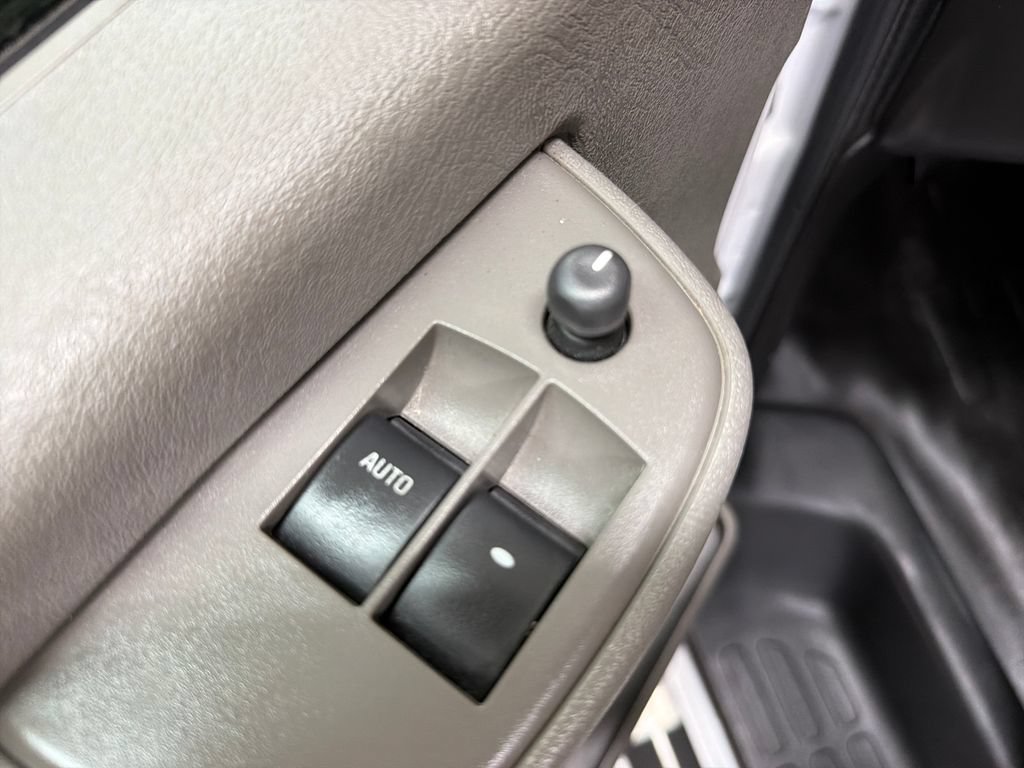 Used 2024 GMC Savana 2500 w/ Driver Convenience Package RWD image 18