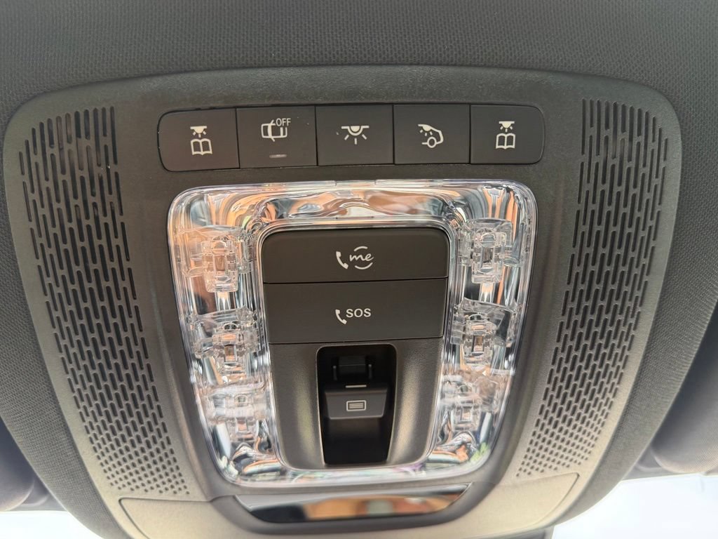 Used 2024 Mercedes-Benz GLS 580 4MATIC image 39