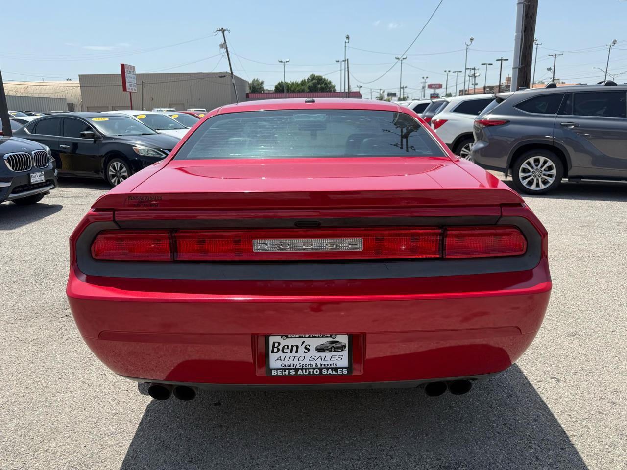 Used 2012 Dodge Challenger R/T Plus RWD image 9
