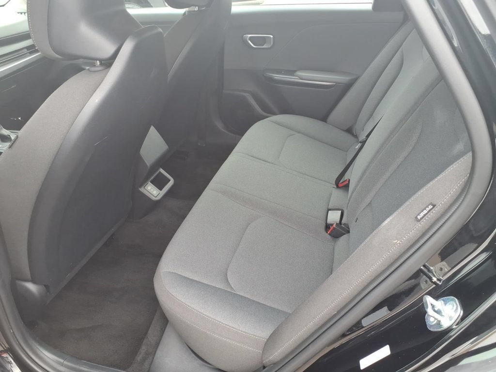 Used 2025 Kia K4 FWD image 8