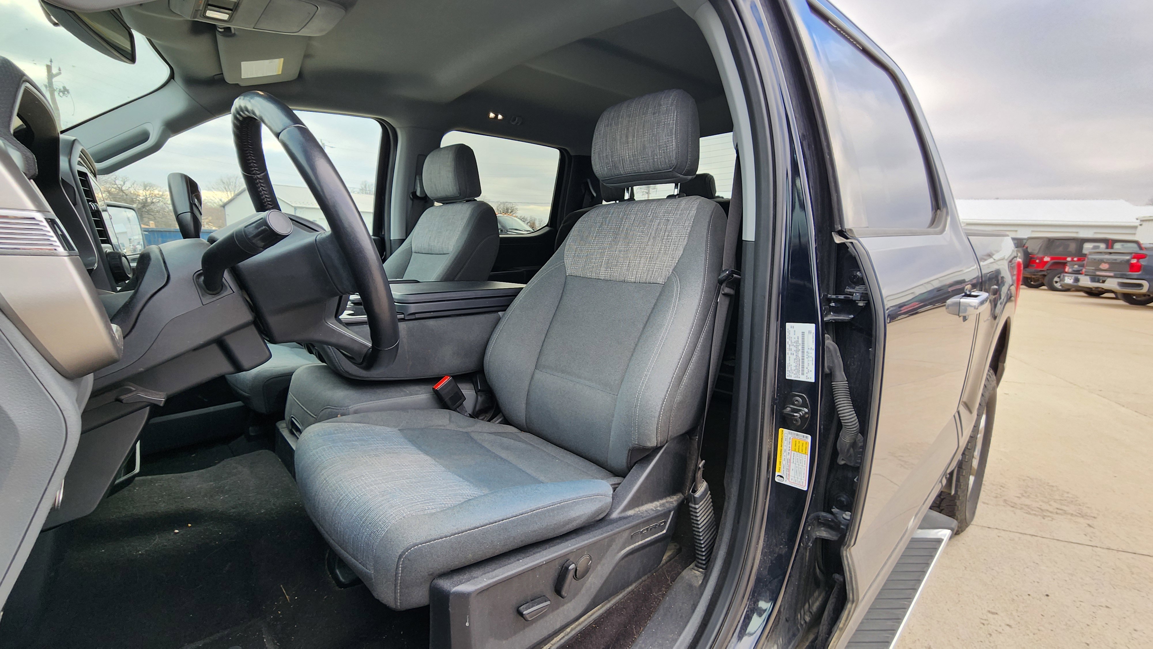 Used 2021 Ford F150 XLT w/ Equipment Group 302A High image 7