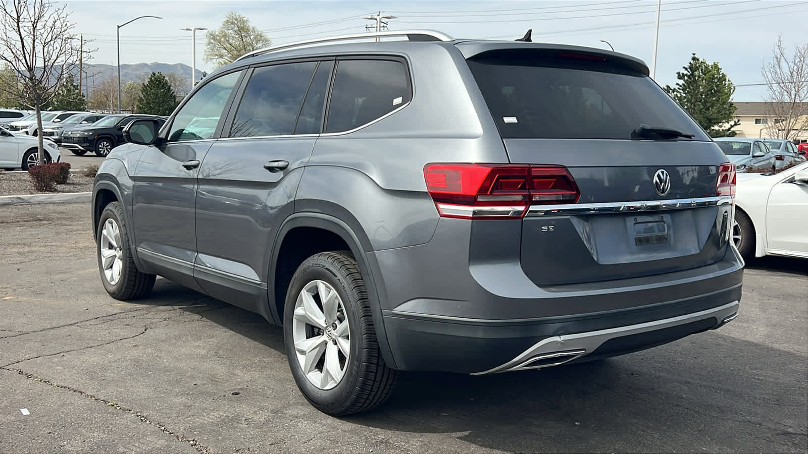 Used 2018 Volkswagen Atlas SE image 7