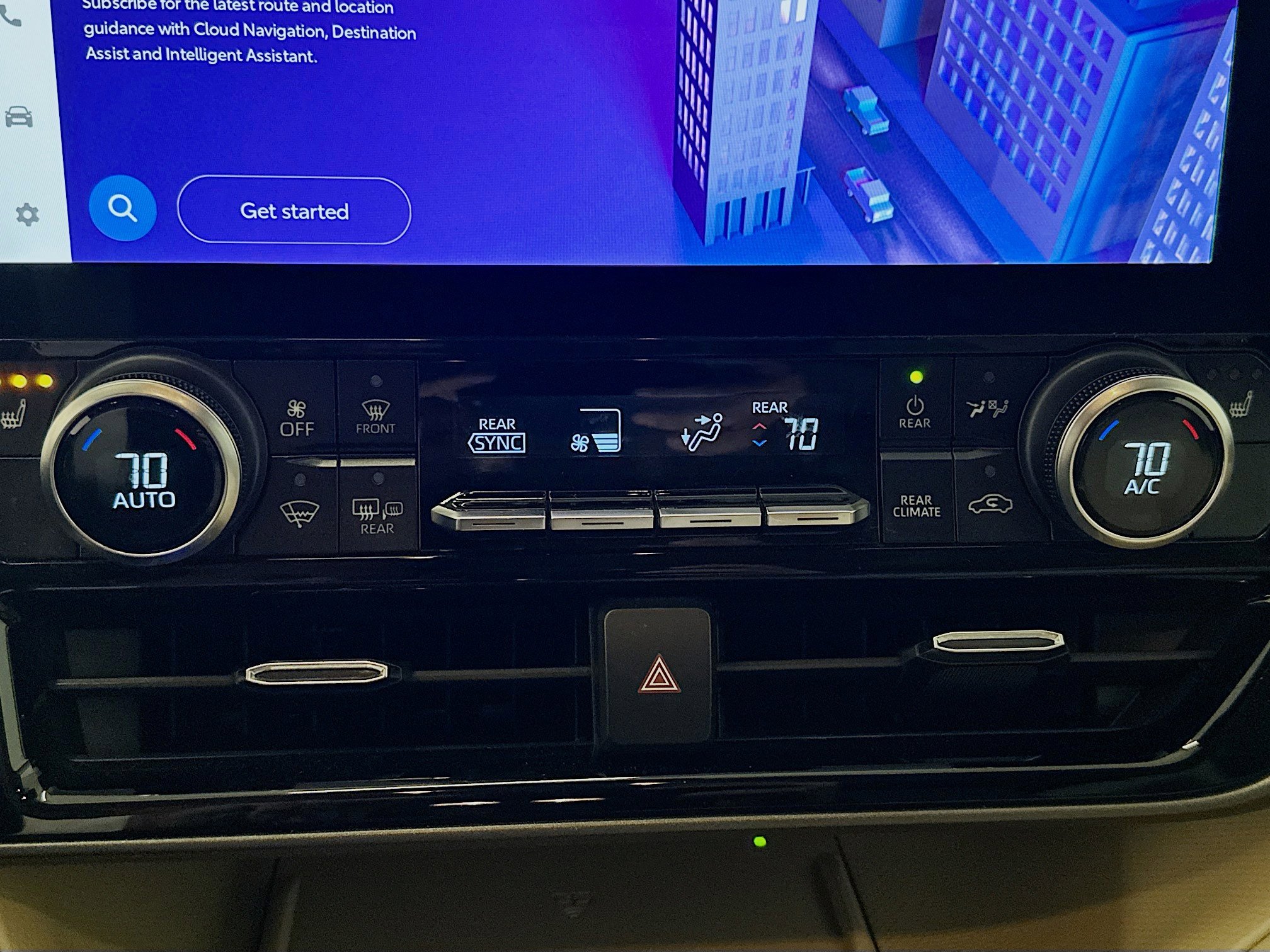 Used 2023 Toyota Highlander XLE image 24