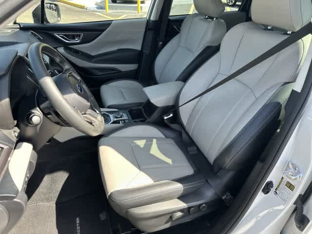 Used 2023 Subaru Forester Limited AWD/4WD image 13