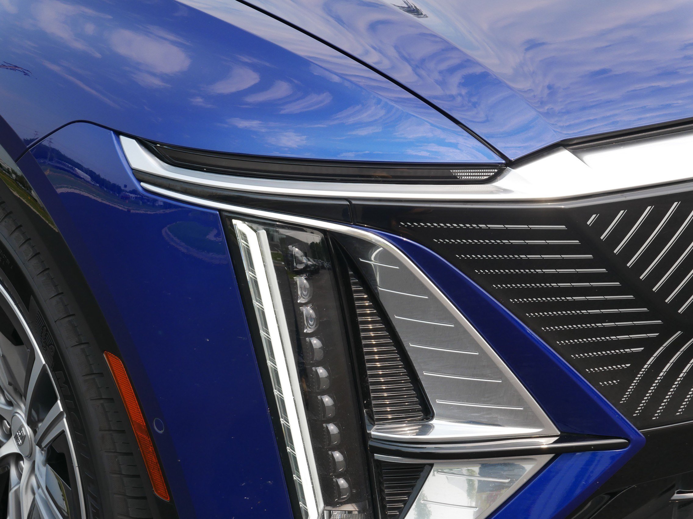 Certified 2024 Cadillac Lyriq Luxury w/ LPO, Floor Liner Package AWD/4WD image 14