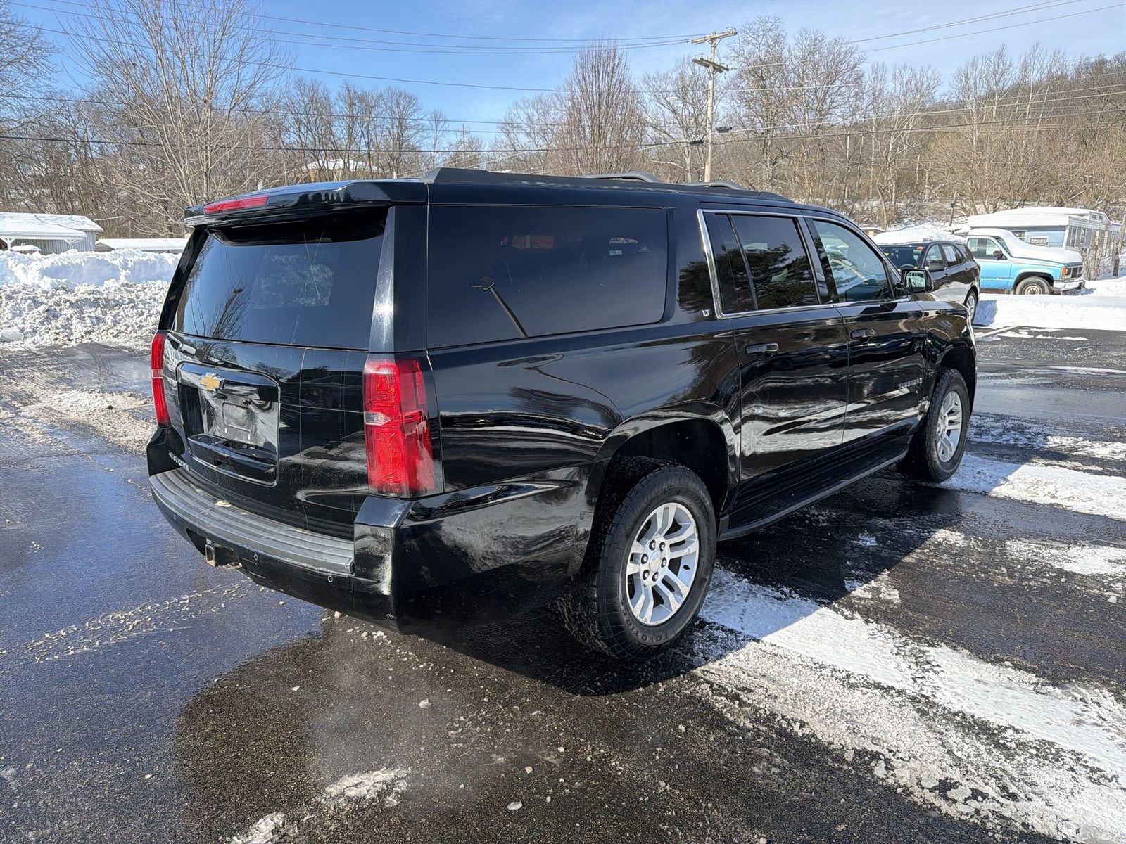 Used 2015 Chevrolet Suburban LT AWD/4WD image 8