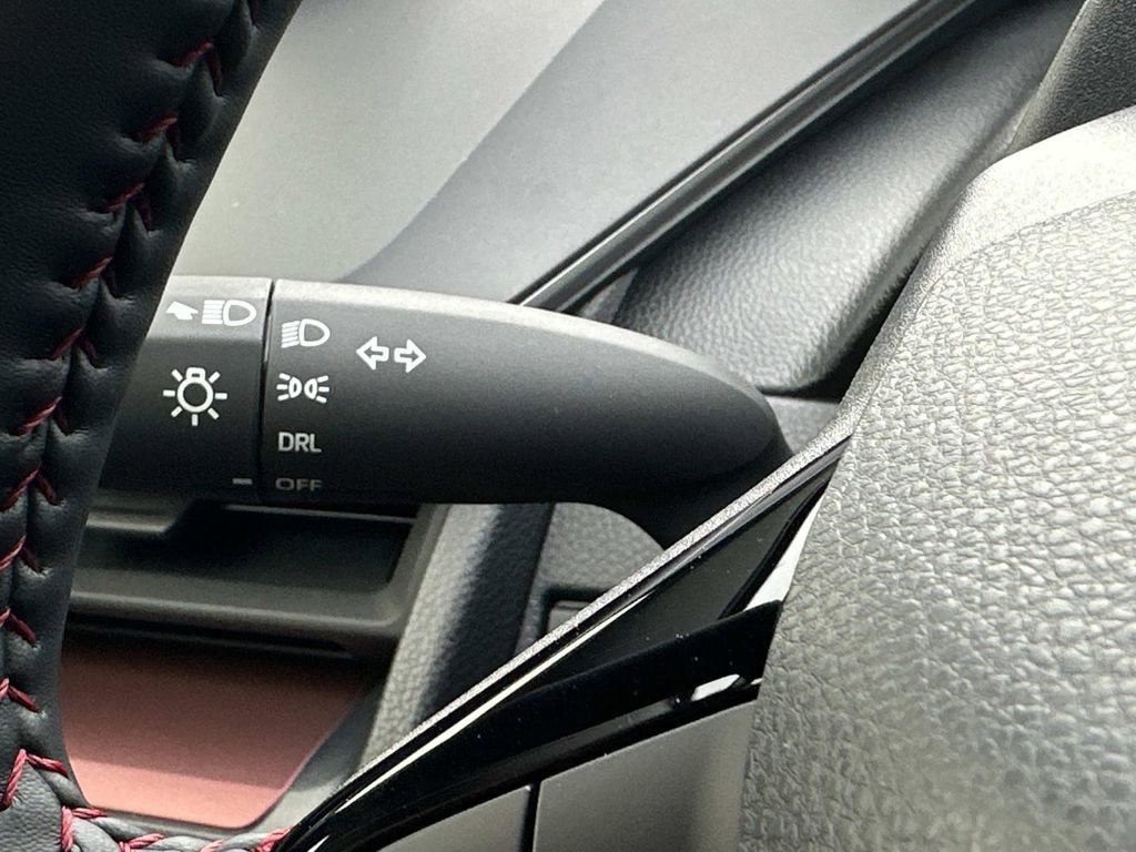 New 2026 Toyota Prius Plug-In Hybrid FWD image 23