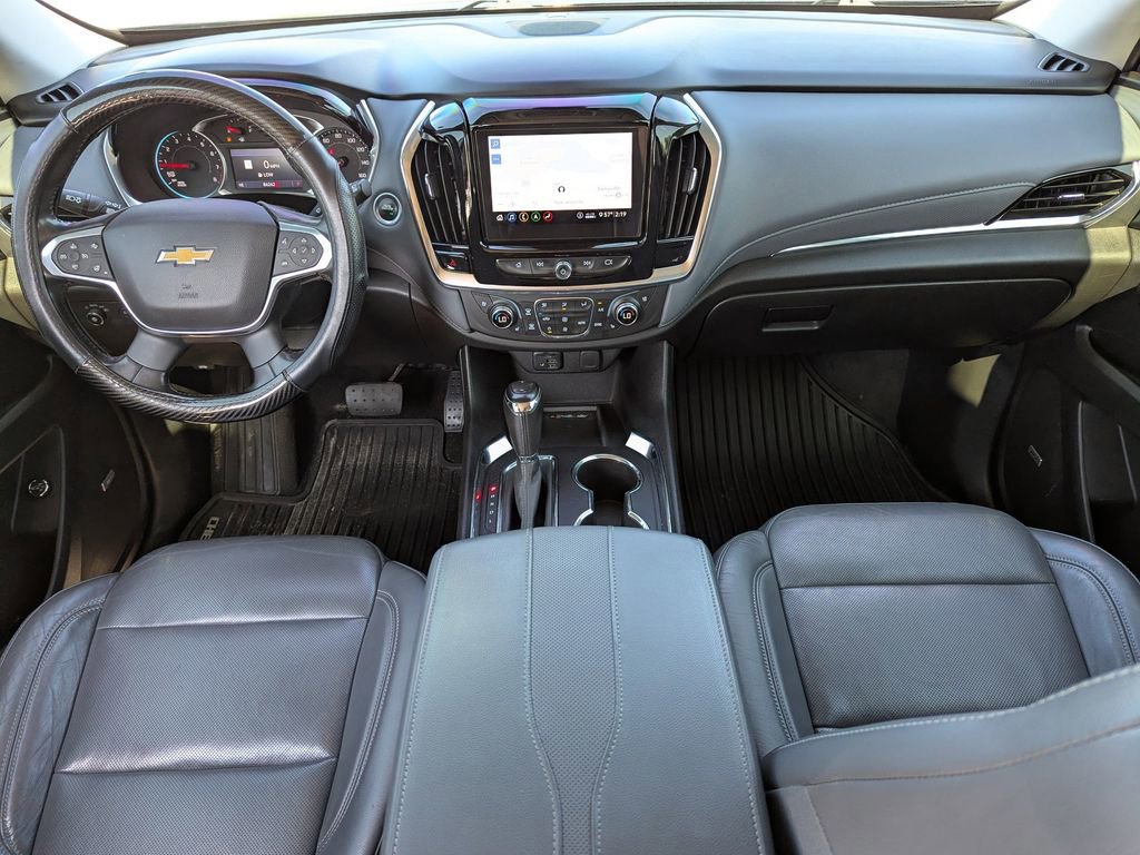 Used 2020 Chevrolet Traverse Premier image 11
