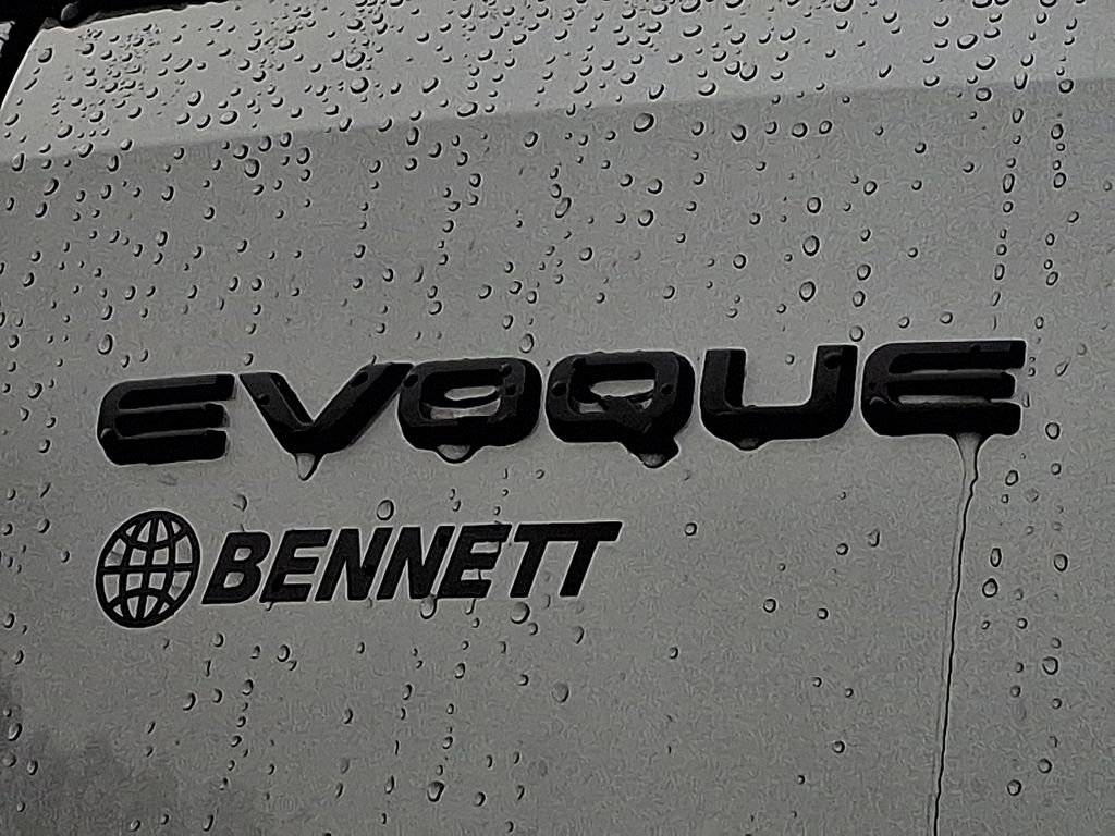New 2026 Land Rover Range Rover Evoque Dynamic SE image 18
