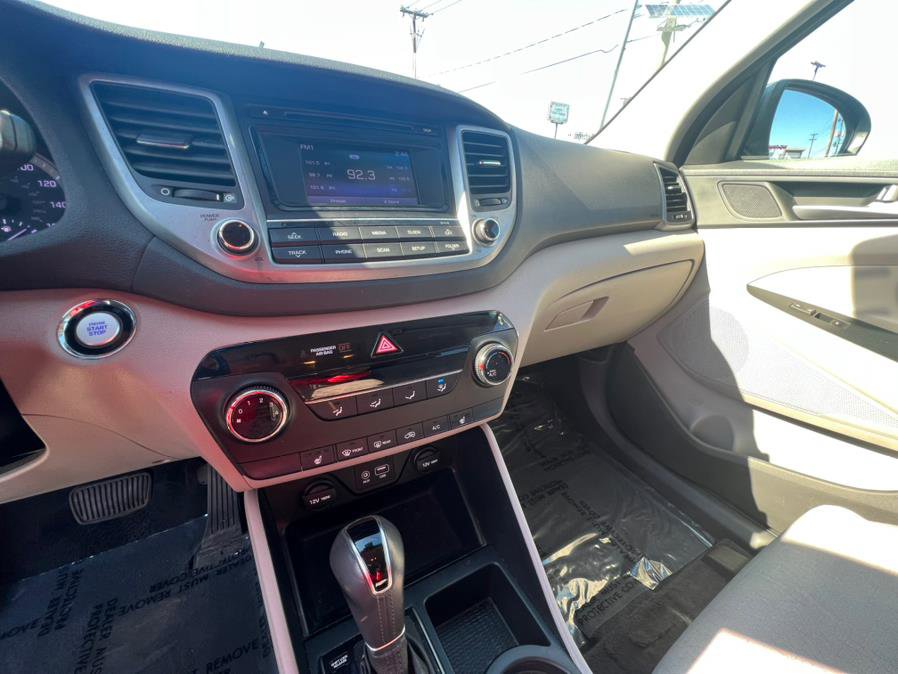 Used 2016 Hyundai Tucson Sport AWD/4WD image 11