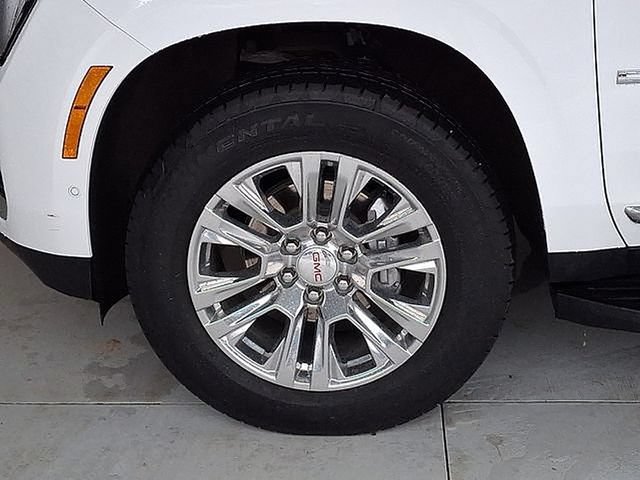 Used 2025 GMC Yukon Denali AWD/4WD image 29