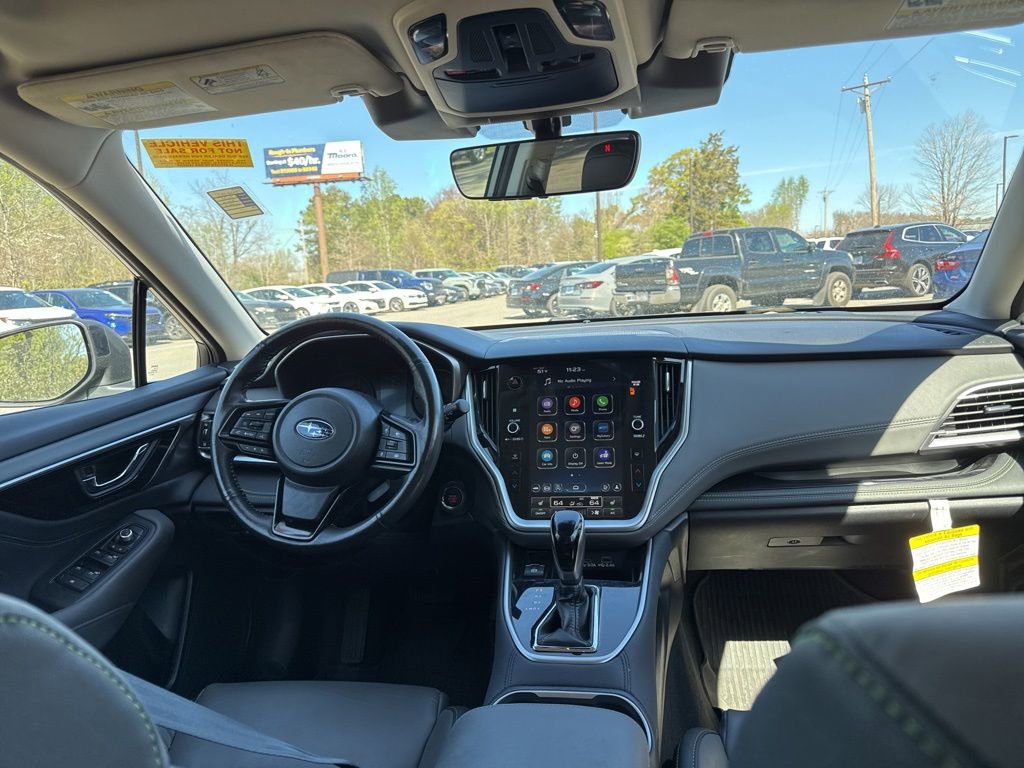 Used 2025 Subaru Outback Onyx Edition image 15