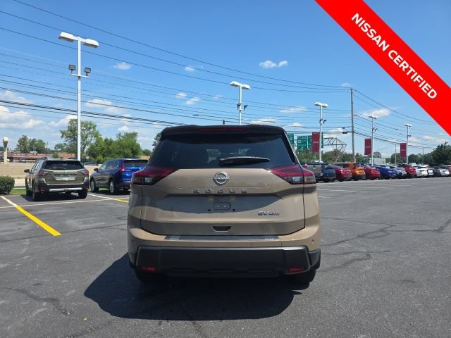 Certified 2024 Nissan Rogue SV w/ SV Premium Package AWD/4WD image 7