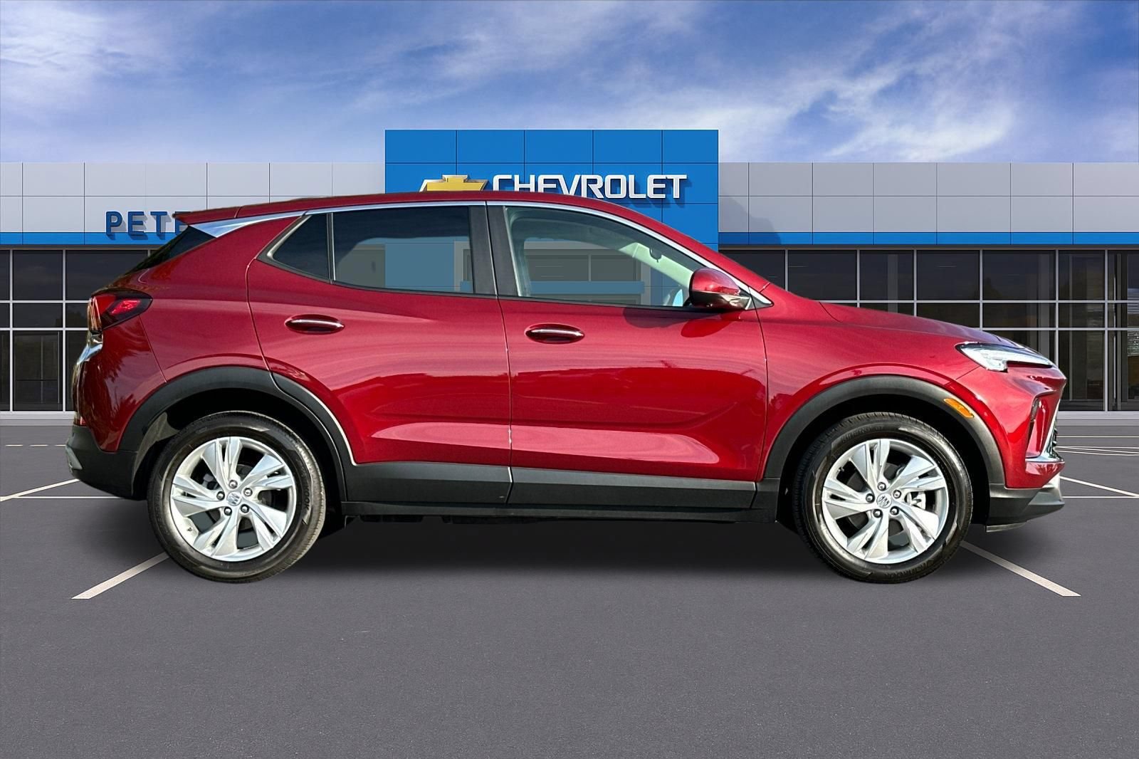 Certified 2024 Buick Encore GX Preferred w/ Advanced Technology Package FWD image 3