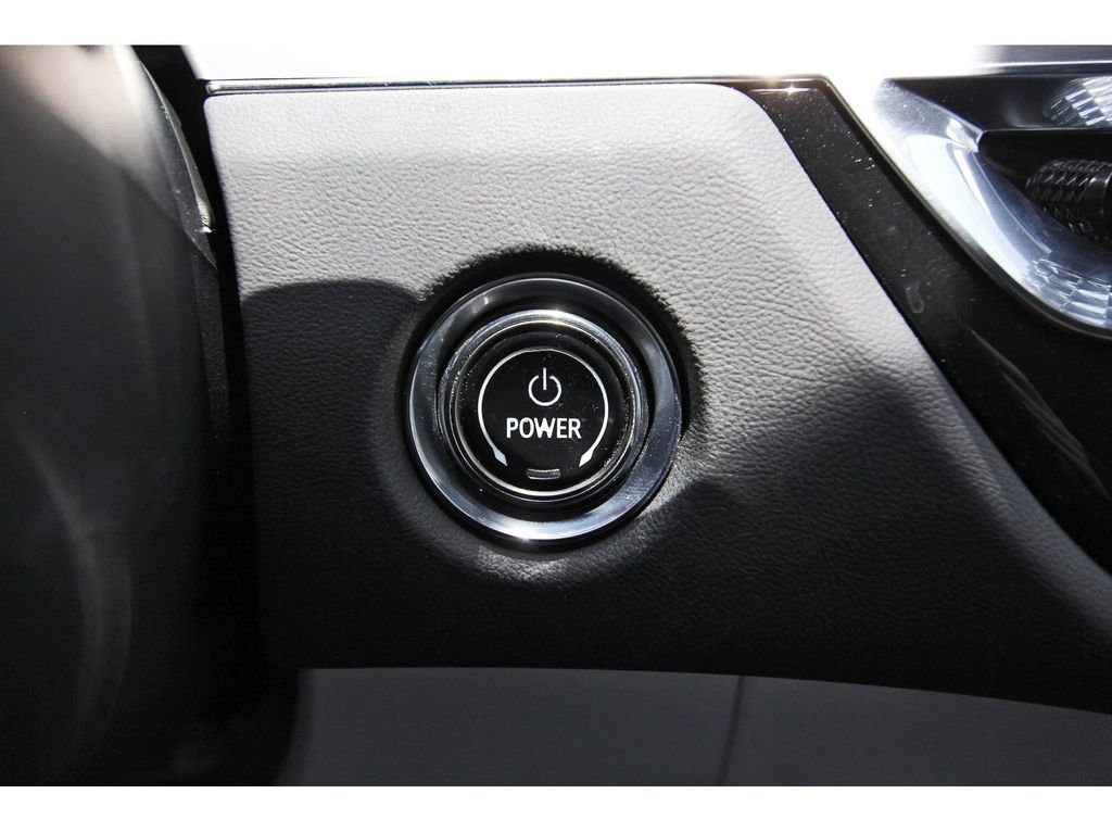 Used 2023 Cadillac Lyriq 2WD image 13