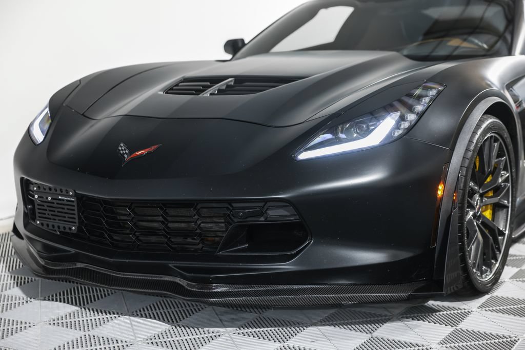 Used 2016 Chevrolet Corvette Z06 w/ 3LZ Preferred Equipment Group RWD image 25