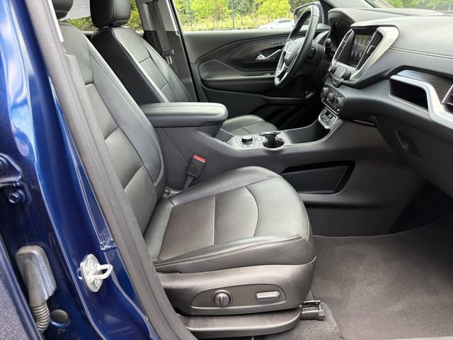 Used 2023 GMC Terrain SLT w/ Infotainment Package II FWD image 15