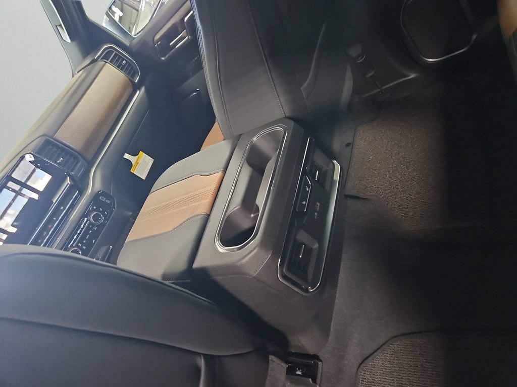 New 2026 Chevrolet Silverado 1500 High Country AWD/4WD image 17