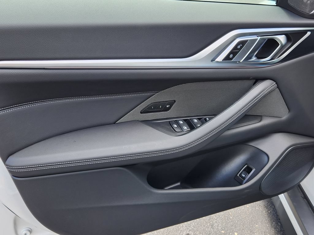 New 2026 BMW i4 xDrive40i w/ Premium Package AWD/4WD image 8