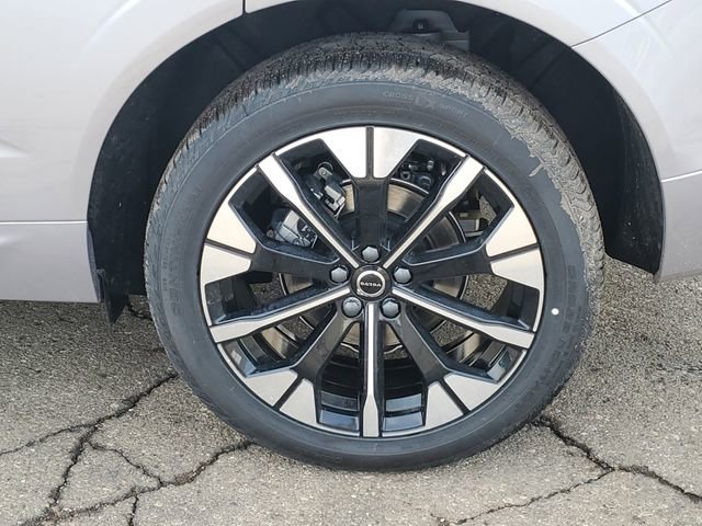 New 2026 Volvo XC60 B5 Plus w/ Protection Package Premier image 30