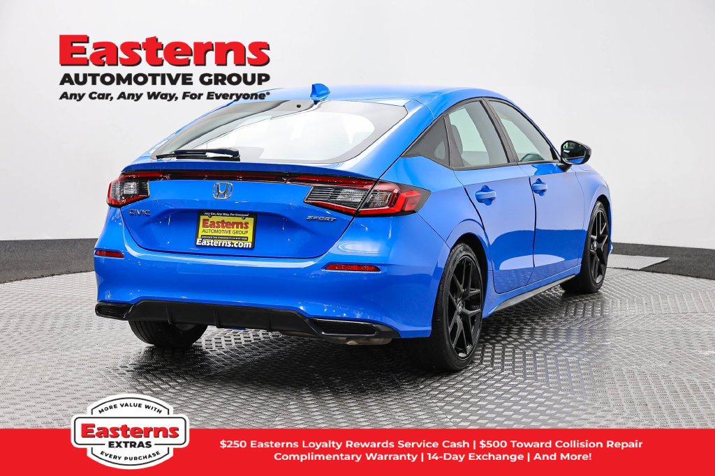 Used 2023 Honda Civic Sport image 6