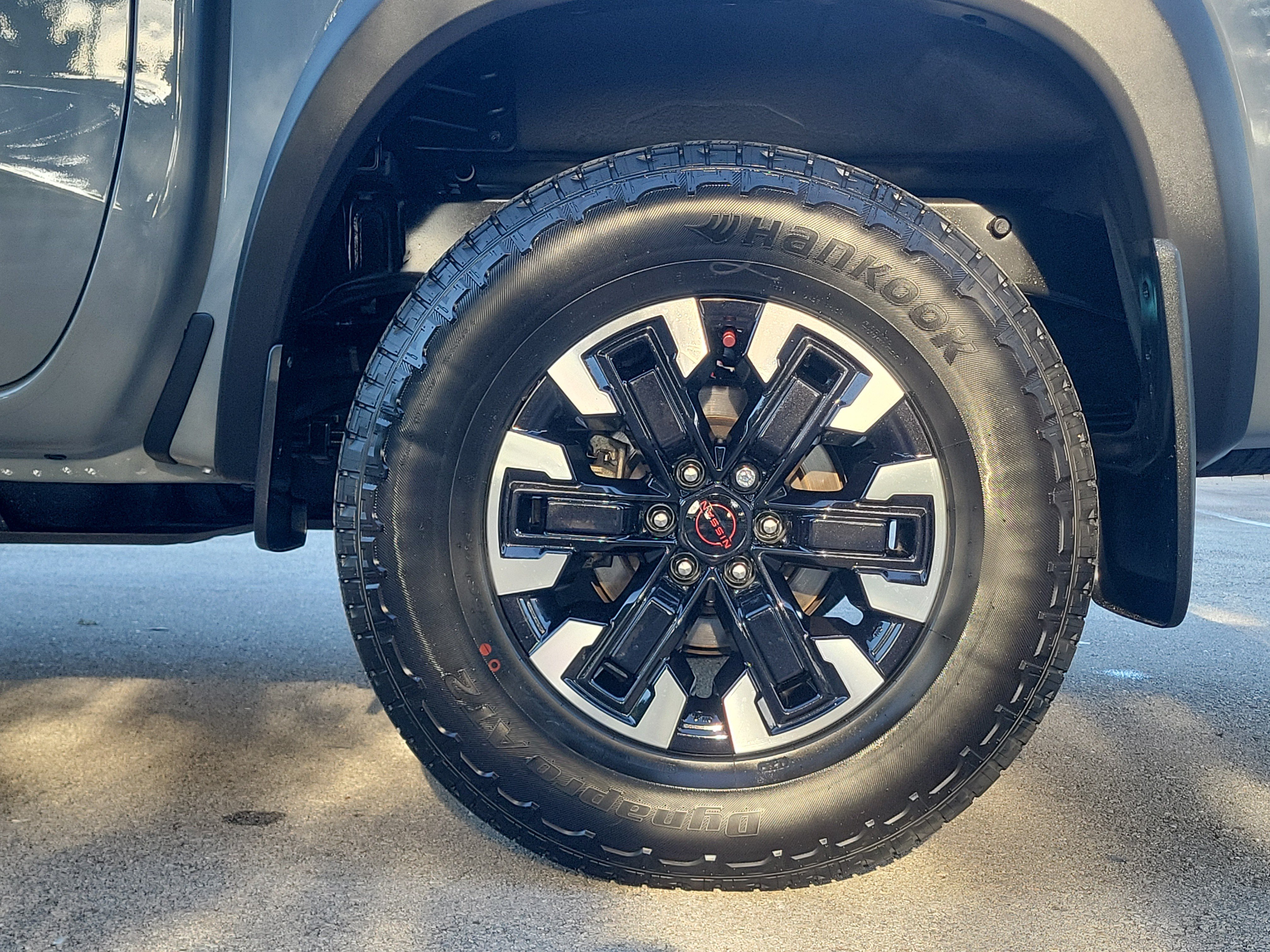 Used 2024 Nissan Frontier PRO-4X w/ Technology Package AWD/4WD image 28
