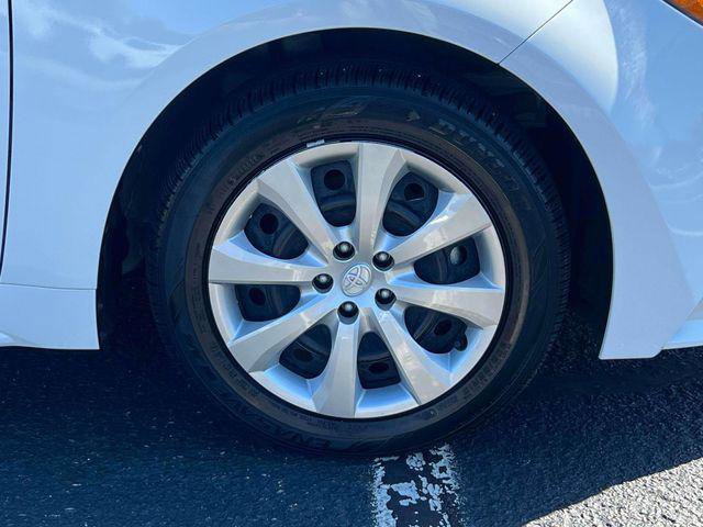 Certified 2024 Toyota Corolla LE AWD/4WD image 7
