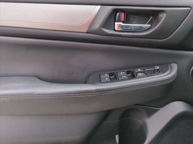 Used 2017 Subaru Legacy 2.5i Premium image 11