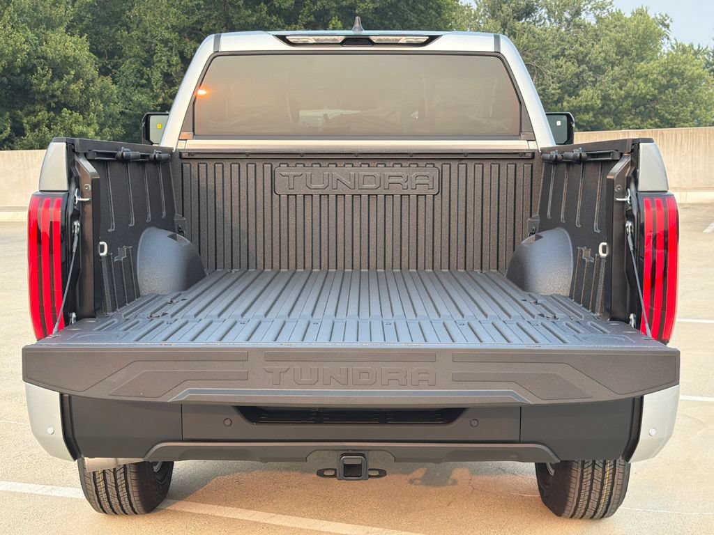 New 2026 Toyota Tundra SR5 w/ SR5 Convenience Package AWD/4WD image 6