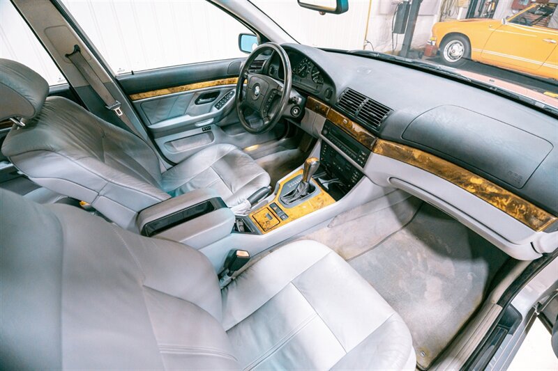Used 1997 BMW 540i Sedan RWD image 20