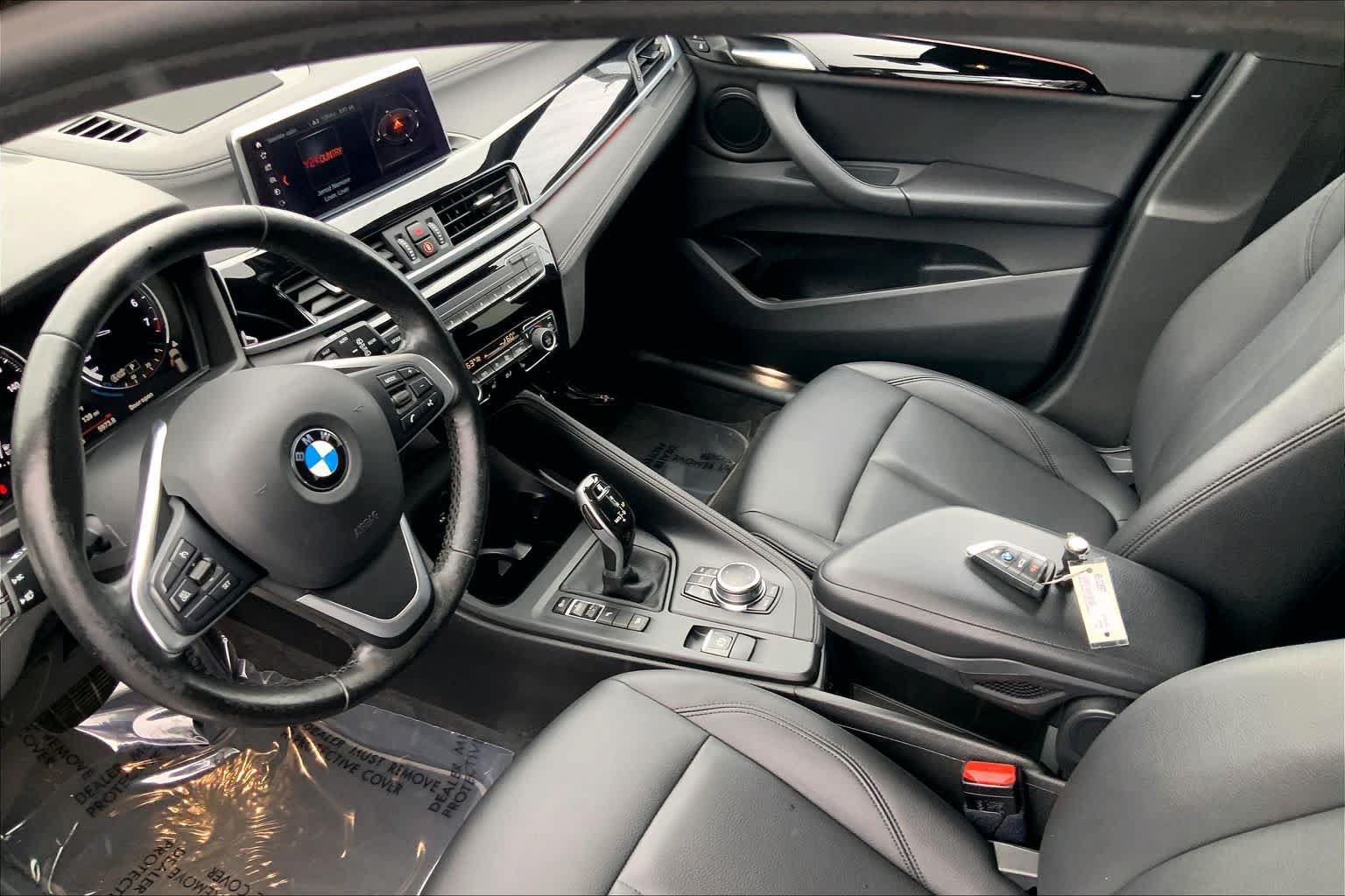 Used 2022 BMW X1 xDrive28i w/ Convenience Package AWD/4WD image 16