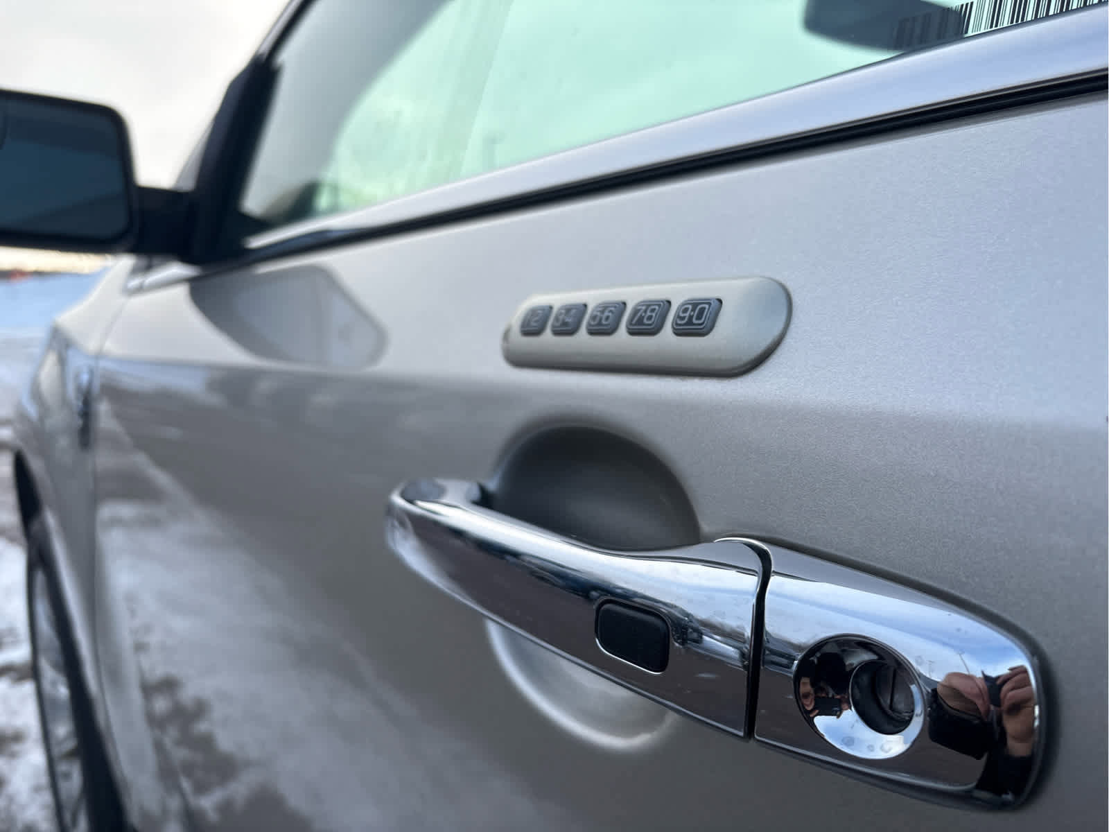 Used 2011 Lincoln MKX AWD w/ 101A Rapid Spec Order Code image 56