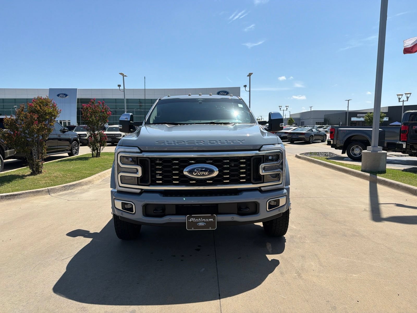 Used 2026 Ford F450 Platinum w/ Platinum Plus Package AWD/4WD image 8