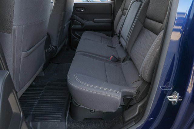 Used 2022 Nissan Frontier SV image 28