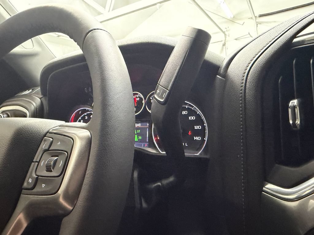 Used 2022 Chevrolet Silverado 1500 LT RWD image 19