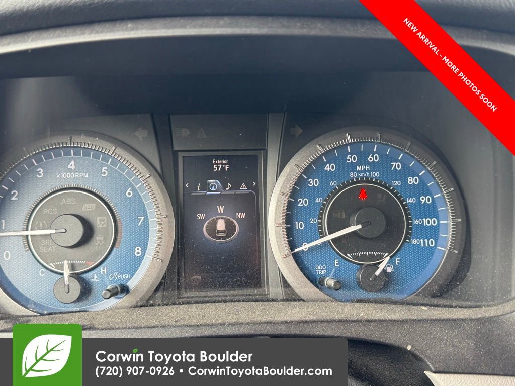 Used 2017 Toyota Sienna XLE w/ XLE Navigation Package image 10