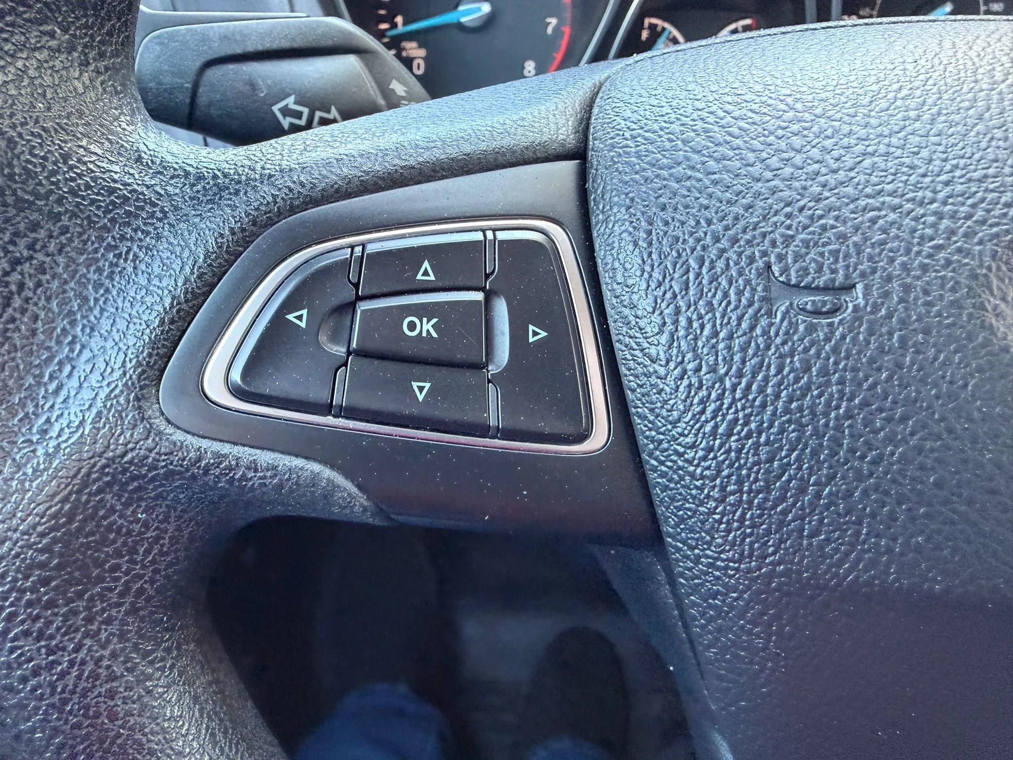 Used 2015 Ford Focus S FWD image 13