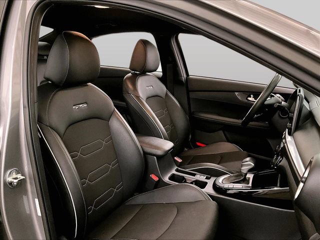 Used 2023 Kia Forte GT-Line w/ GT-Line Technology Package FWD image 7