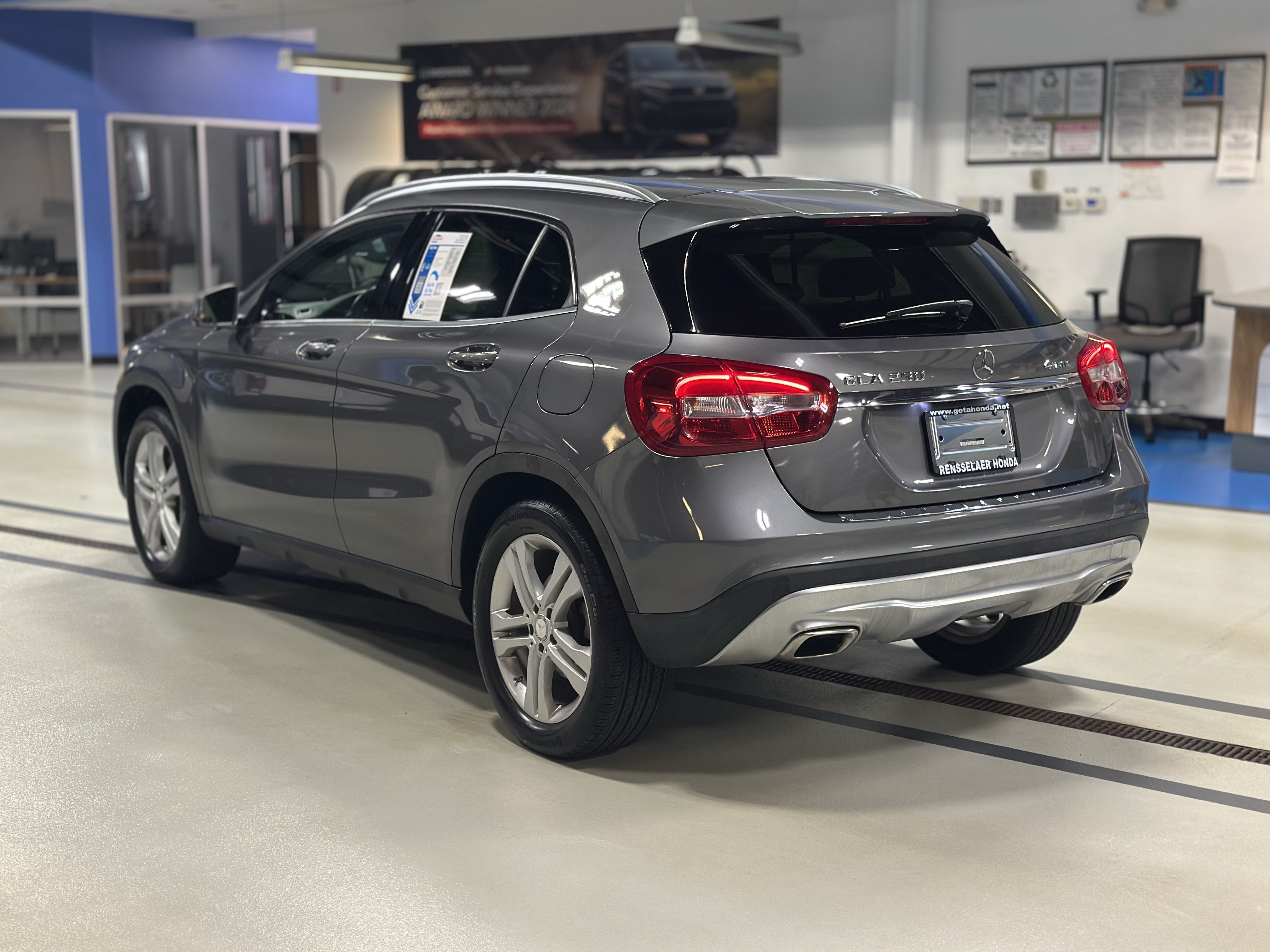 Used 2016 Mercedes-Benz GLA 250 4MATIC image 9